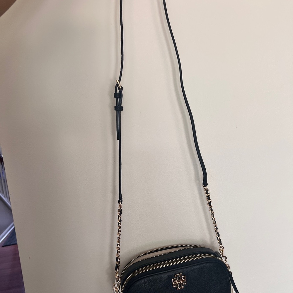 TORY BURCH• Britten Black Leather Camera Bag with Gold Logo - Picture 11 of 13